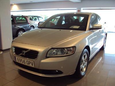 Volvo s40 1.8 flexifuel momentum