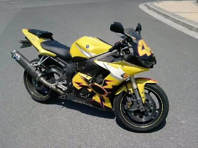 YAMAHA R6 ROSSI