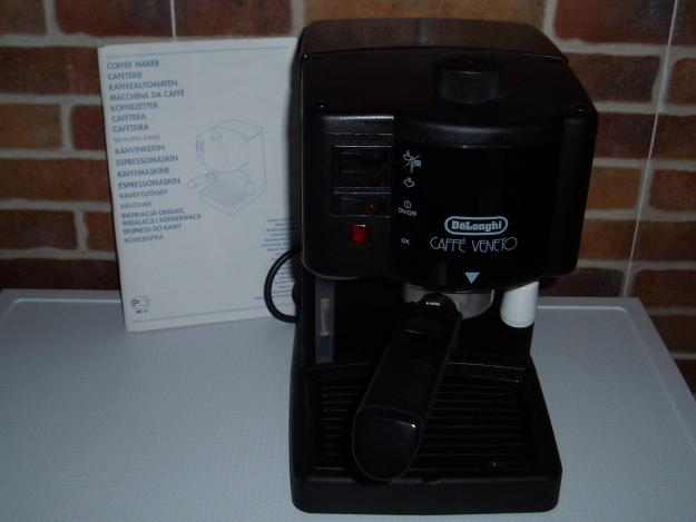 CAFETERA EXPRÉS DeLONGUI MODELO CAFÉ VENETTO