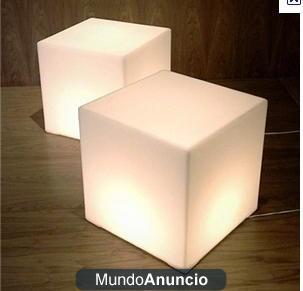 CUBO / TABURETE LUMINOSO DE LED