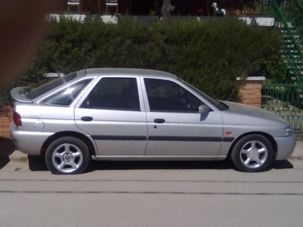 FORD ESCORT  1.8TDI