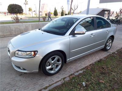 Volvo s40 drive momentum