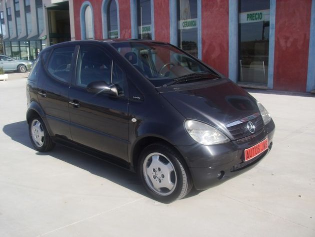 MERCEDES A 180CDI Avantgarde Aut