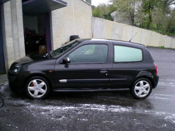 vendo renault Clio II 1.5 dci