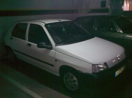 Renault Clio symbol 1200 en ASTURIAS