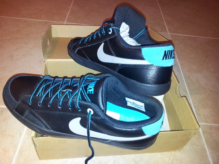 Tenis Nike Capri 2 Negro / Azul