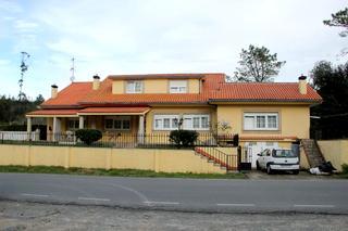6b  , 3ba   in Cee,  Galicia   - 220000  EUR