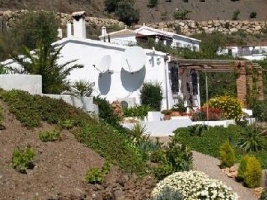 Chalet con 2 dormitorios se vende en Competa, Axarquia
