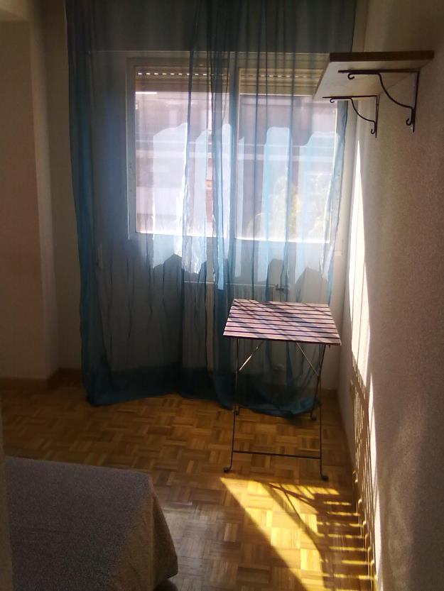 Se alquila habitacion en preciosos piso de las rozas. 290 euros - Madrid