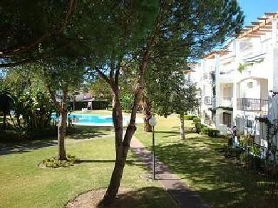 Apartamento con 3 dormitorios se vende en Estepona, Costa del Sol