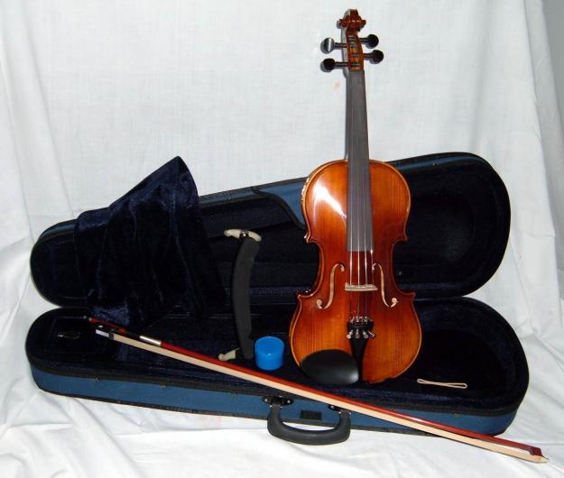 PRECIOSO VIOLÍN 4/4, NUEVO A ESTRENAR