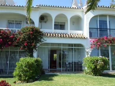 Adosado con 2 dormitorios se vende en Mijas Costa, Costa del Sol