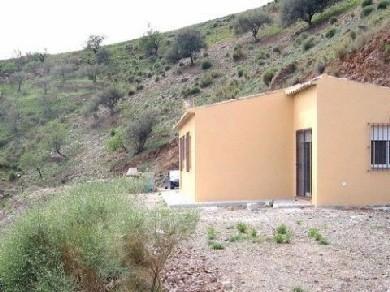 Chalet con 2 dormitorios se vende en Benamargosa, Axarquia