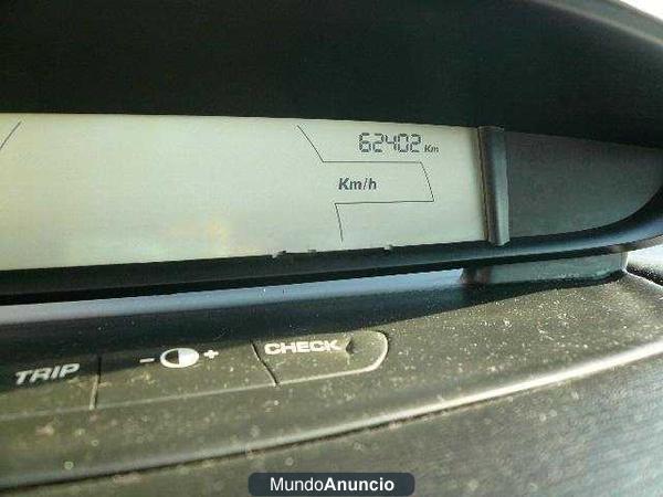 Citroën C4 1.4 16v SX