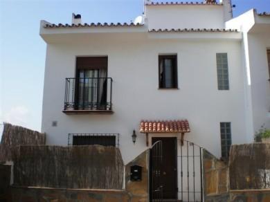 Adosado con 3 dormitorios se vende en Manilva, Costa del Sol
