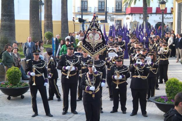 vendemos trajes y gorra de agrupacion musical