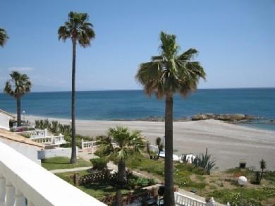 Adosado con 3 dormitorios se vende en Manilva, Costa del Sol