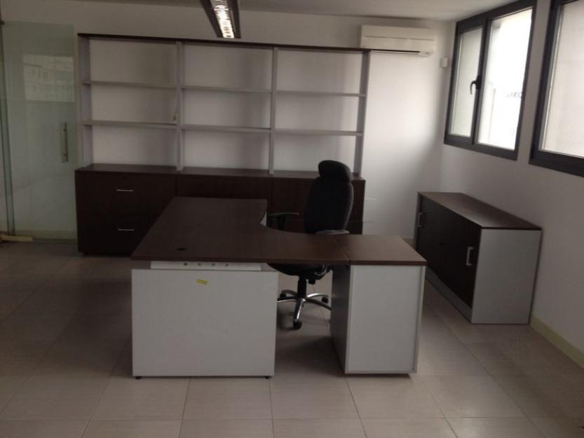 Se venden muebles de oficina