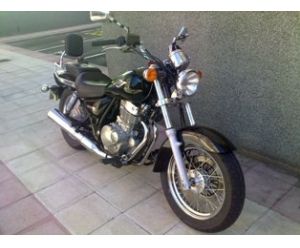 SUZUKI GZ 250 MARAUDER