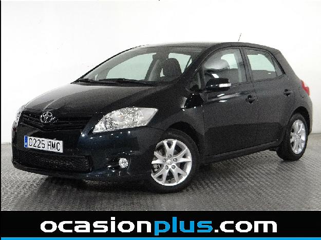 Toyota Auris 130 Active 132CV 5P, 12.300€