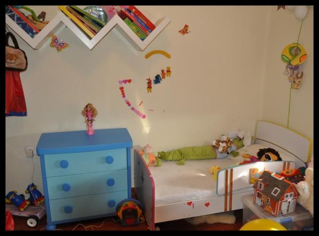 Dormitorio Princesa: cama, armario,comoda, mesa, sillas