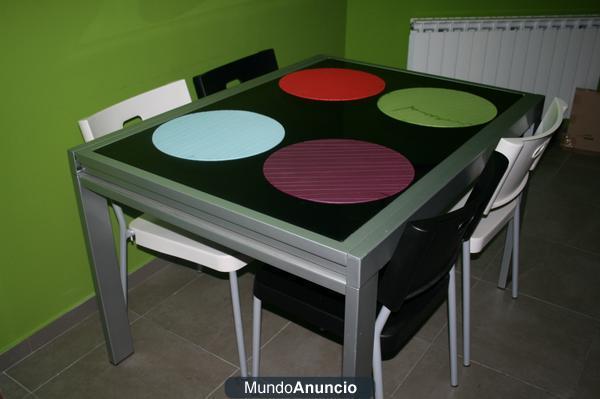 Mesa comedor URGE VENTA