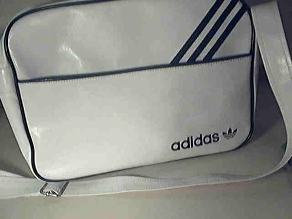 Vendo bandolera Adidas color blanco