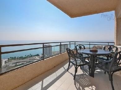 Apartamento con 3 dormitorios se vende en Benalmadena Costa, Costa del Sol