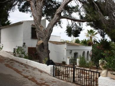 Chalet con 4 dormitorios se vende en Moraira, Costa Blanca