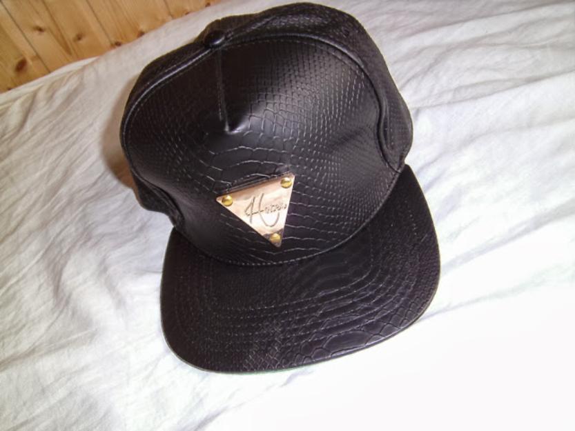 Hater snapback gorra negra piel
