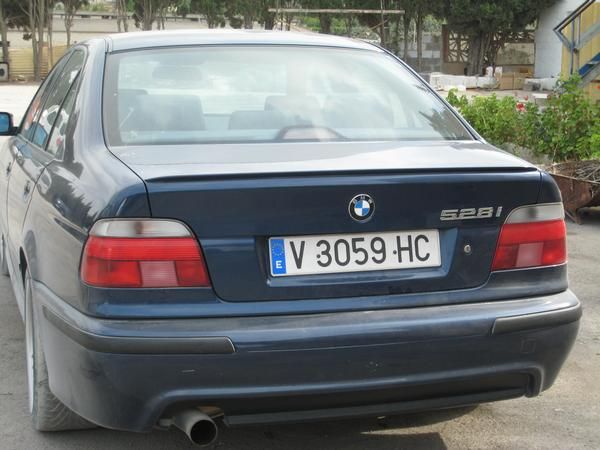 VENDO BMW  (PRECIO NEGOCIABLE)