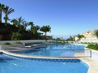 Apartamento : 4/6 personas - piscina - vistas a mar - adeje  tenerife  canarias  espana