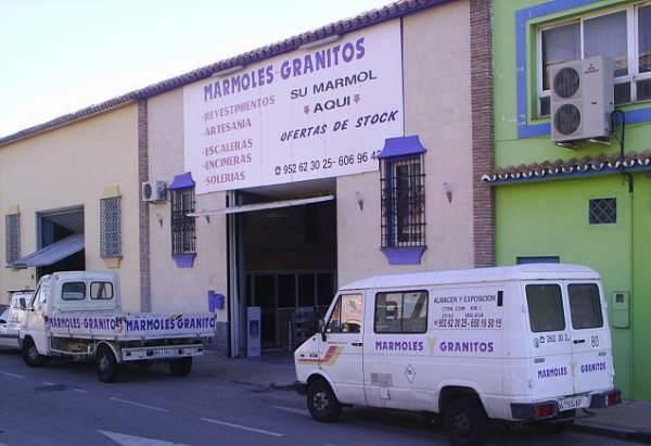 vendo losas de mármol a precio de stock aquí