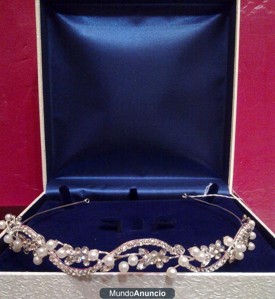 Se Vende Corona o Tiara NOVIA