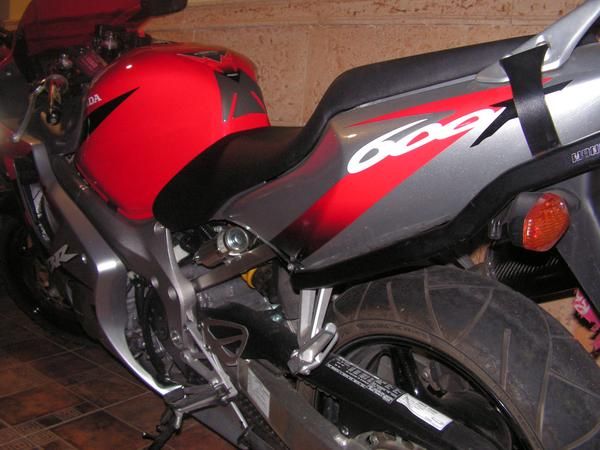 se vende honda