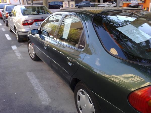 vendo ford mondeo año 1999-2000 ,3250 negociables