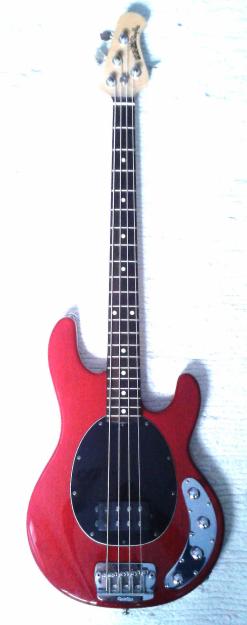 Vendo Music Man Stingray Ernie Ball