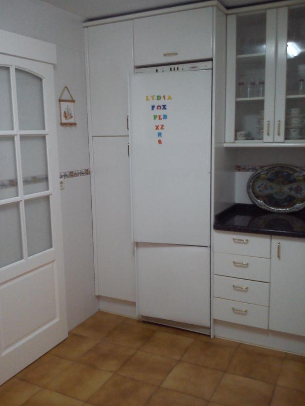 Alquiler piso zona Atabal 650€