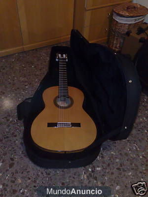 Guitarra flamenca cipres macizo de estudio