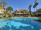 Apartamento con 2 dormitorios se vende en Marbella, Costa del Sol - mejor precio | unprecio.es