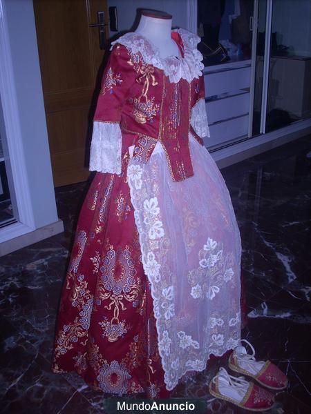 SE VENDE TRAJE DE FALLERA NUEVO