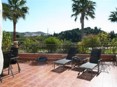 Adosado con 5 dormitorios se vende en Mijas Costa, Costa del Sol