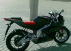 Aprilia RS 125 negra con garantía - mejor precio | unprecio.es