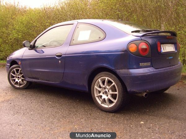 Vendo Renault MEGANE COUPE