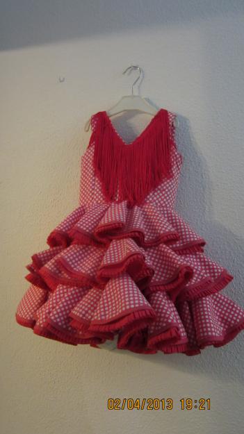 Vendo vestido flamenca niña