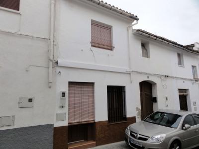 2b  , 2ba   in Oliva,  Valencia And Costa del Azahar   - 90000  EUR