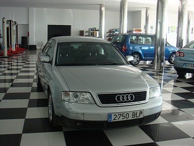 AUDI A6  2.5TDI QUATTRO 6VEL. - Salamanca