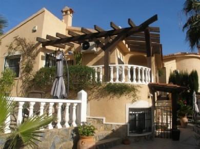 Chalet con 3 dormitorios se vende en Ciudad Quesada, Costa Blanca