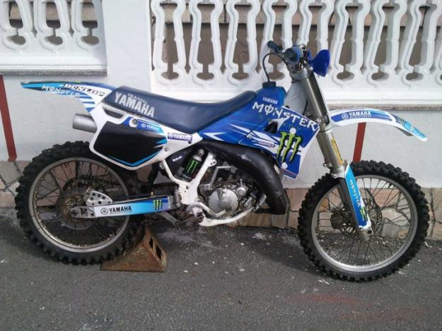 vendo moto de cros yamaha yz de 125