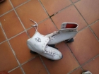 Vendo patines blancos de 4 ruedas talla 40 - mejor precio | unprecio.es